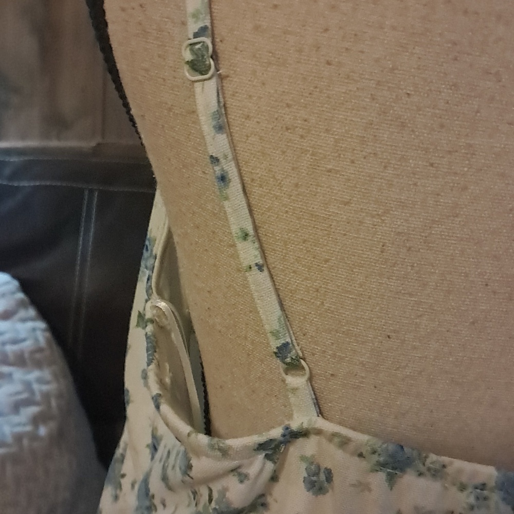 Arula Floral Print Bow Front Empire Waist Mini Slip Sundress Adjustable Straps — image 7 of 8